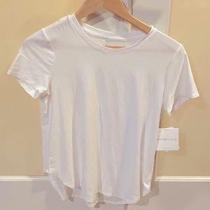 Beyond yoga Featherweight On The Down Low Tee
Cloud White